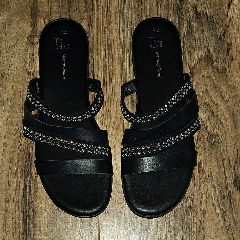 Time and Tru Black Diamond Embellished Sandals Size 7 1/2